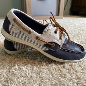 Sperry boat shoes